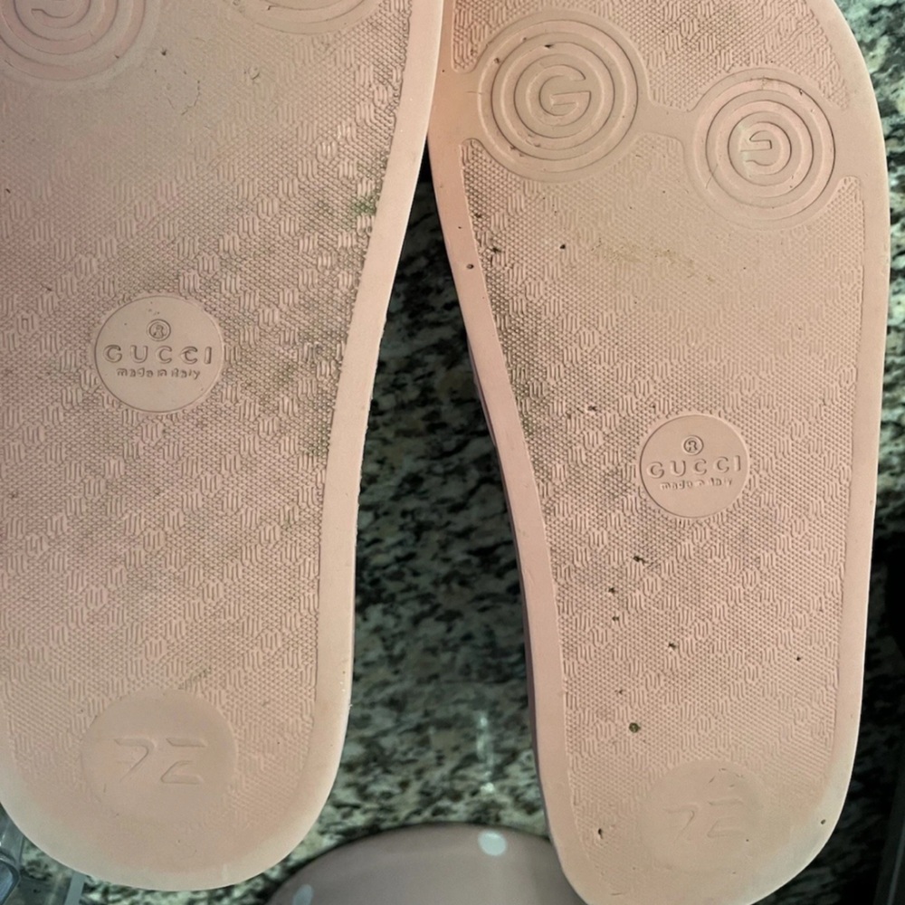 Authentic Gucci Slides Womens Light Pink Rubber - good used condition sz 38/8 - Picture 5 of 11